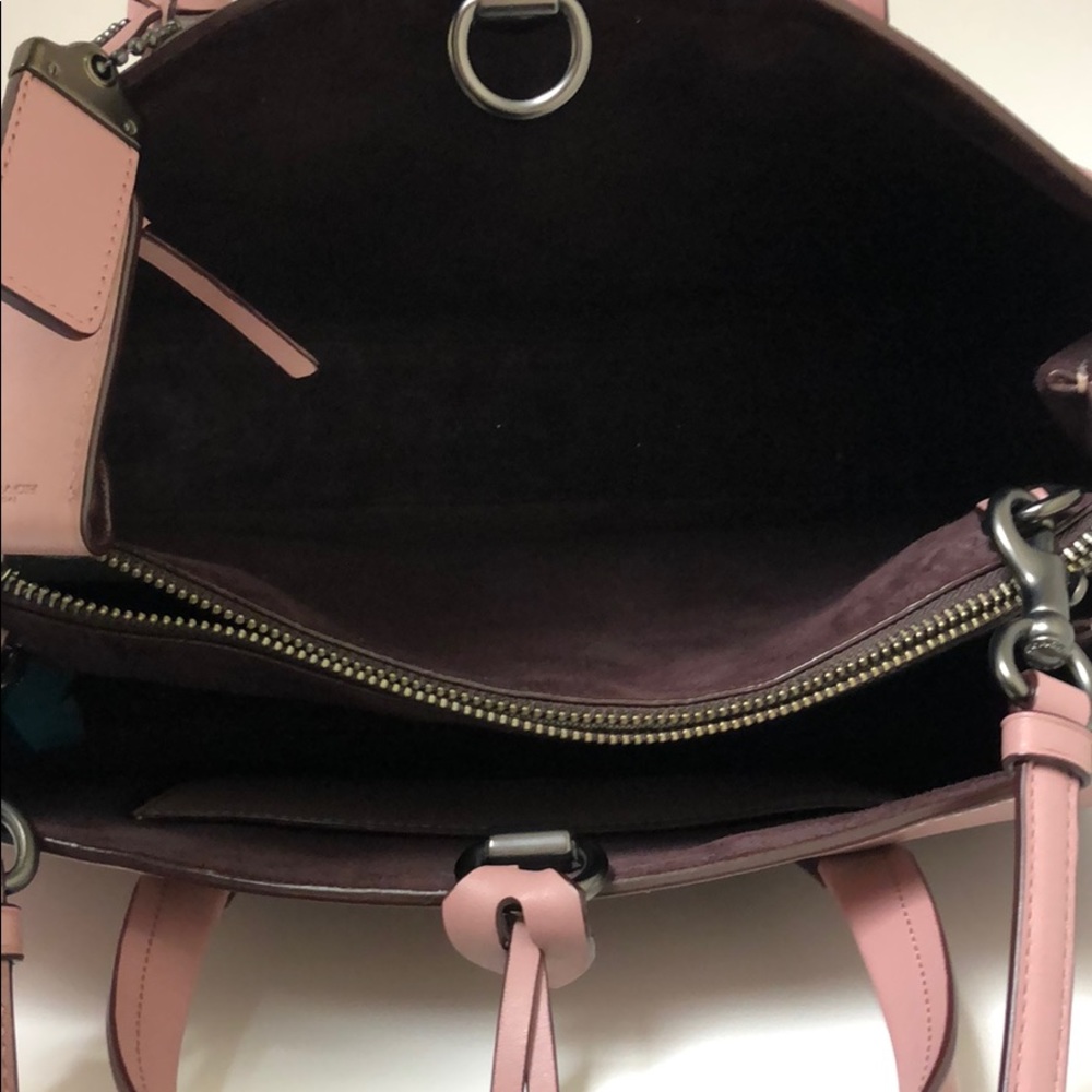 Coach Cooper Carryall Dusty Rose - Picture 8 of 9